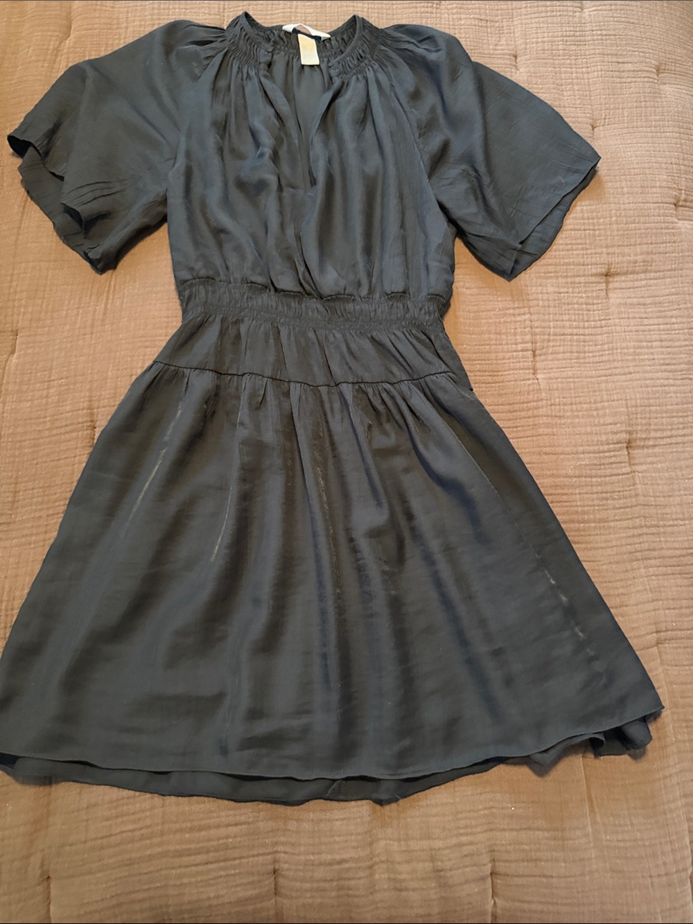 H&M Black Smocked Waist V-Neck Textured Dress Size Small